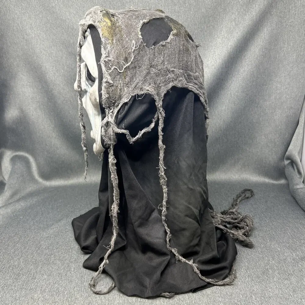 Vintage Easter Unlimited Ghoul Shroud Mask Fun World Ghost Face Screamer Zombie
